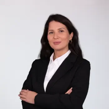 Yelena Naumova